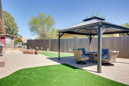 Diamond Valley House | Top-Rated Prescott Home with Putting Green & Fire Pit