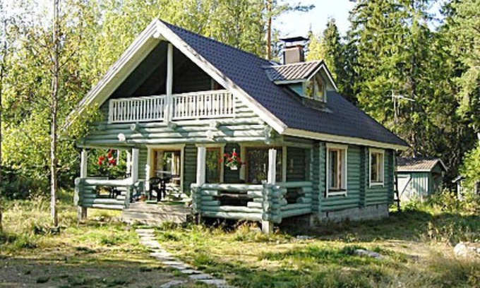 Kaavi House | Discover Puuhapirtti: Scenic Lake Views & Family Amenities