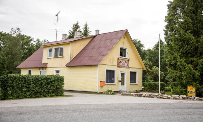 Vihterpalu Hotel | Welcoming Puuna Öömaja B&B with Oceanfront Views