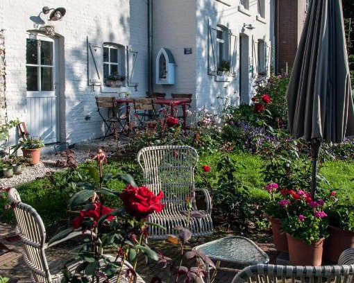 Teuven Bed & Breakfast | Discover PuurTeuven B&B: Art & Nature Retreat Await