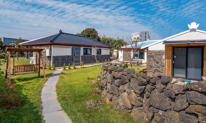 Pyeongdae-ri House | Family-Friendly Getaway at Pyeongdae Moons Stay Pension