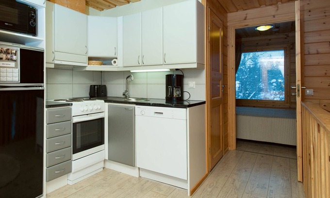 Pyhatunturi House | Homelike Retreat: Pyhäkoti in Scenic Pyhätunturi