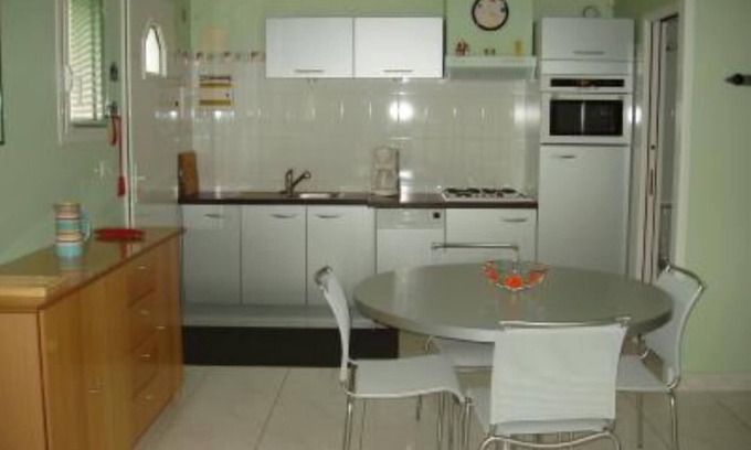 Pyla-sur-Mer Apartment | Cozy Pyla Sur Mer Villa: Pool & Ocean View Retreat