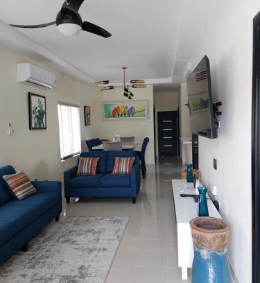 Ocho Rios House | Family-Friendly Pyramid Joy Villa with Oceanfront Pool