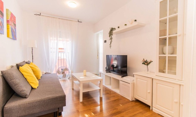 Abena Apartment | Pyrenees Escape with Terrace & BBQ