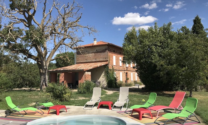 Aignes House | Experience Pyrenees View House with Private Pool & Ocean Vista