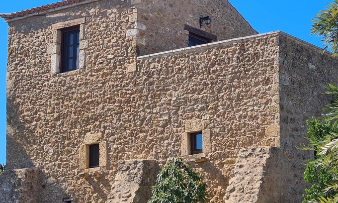 Gythio House | Family-Friendly Getaway at Pyrgos 1869 with High Ratings