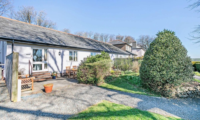 North Tamerton House | Pyworthy Cottage - Two Bedroom House, Sleeps 2