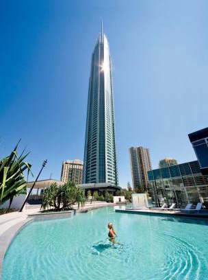 Surfers Paradise Resort | Experience Q1 Resort & Spa: 5-Star Oceanfront Retreat