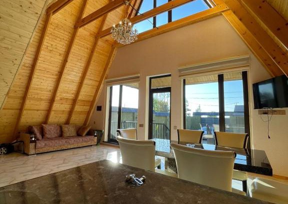 Gabala Villa | Cozy Qafqaz A Frame Chalet: Pet Friendly with Pool Access