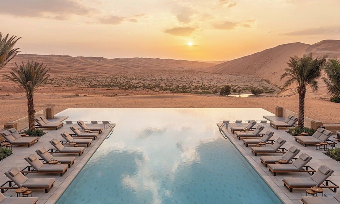 Liwa Hotel | Indulge in Qasr Al Sarab Desert Resort by Anantara