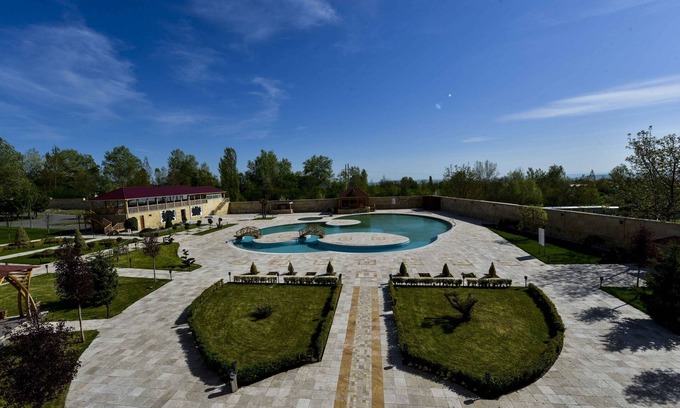 Gabala Hotel | Discover Qebele Yeddı Gozel Hotel with Spa & Pool Access