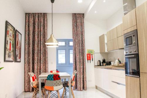 Gzira Apartment | Experience Oceanfront Comfort at QLiving Central Apartments