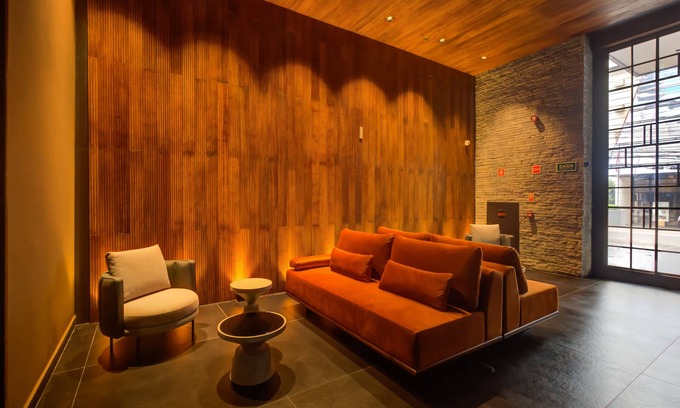 Paraiso Hotel | Discover Qoya São Paulo Paulista: 4-Star Retreat with Pool