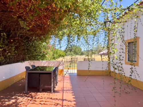 Evora House | Cozy Qta Casa Seleiras - Guest House with Ocean View