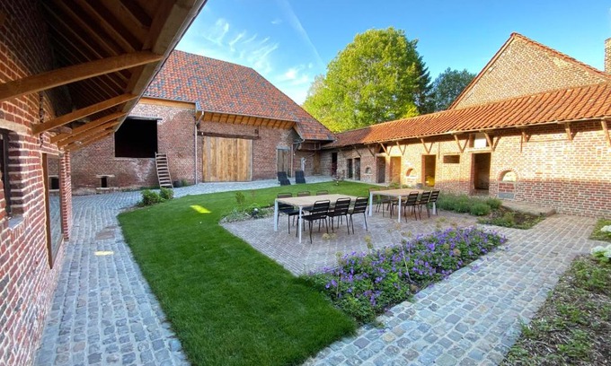 Steenhuize-Wijnhuize House | Guest Favorite: Quadratum 1769 - 4-Star Family Retreat