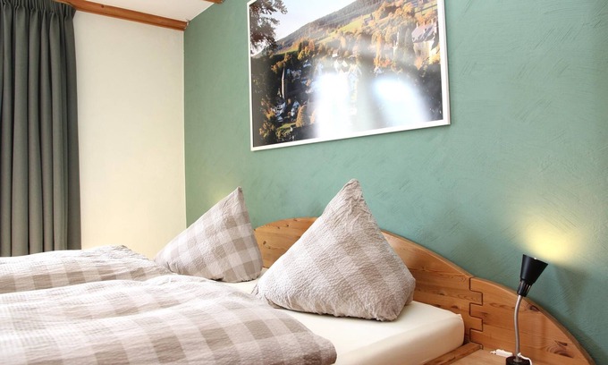Antfeld Apartment | Quadruple Room 1 & 2: Family-Friendly Stay with Breakfast