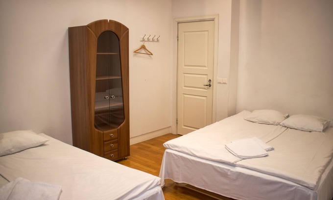 Old Town House | Comfortable Quadruple Room with Pool - Explore Old Town