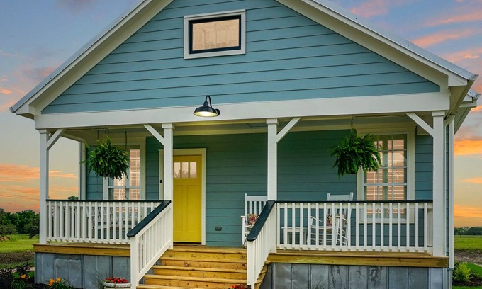 Brenham House | Charming 1920's Bungalow with Ocean View in Scenic Locale