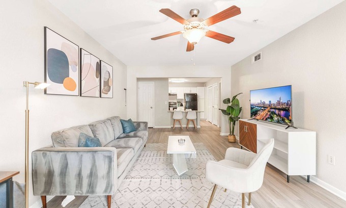 Pleasant Valley Apartment | Stylish 2BR King Suites with Fast WiFi Near Downtown