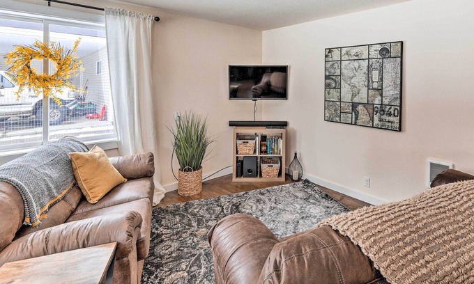 Albion House | Quaint Albion Duplex w/ Easy River Access!