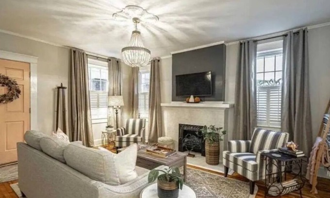 Florence House | Historic Downtown Florence Bungalow: Family-Friendly Retreat