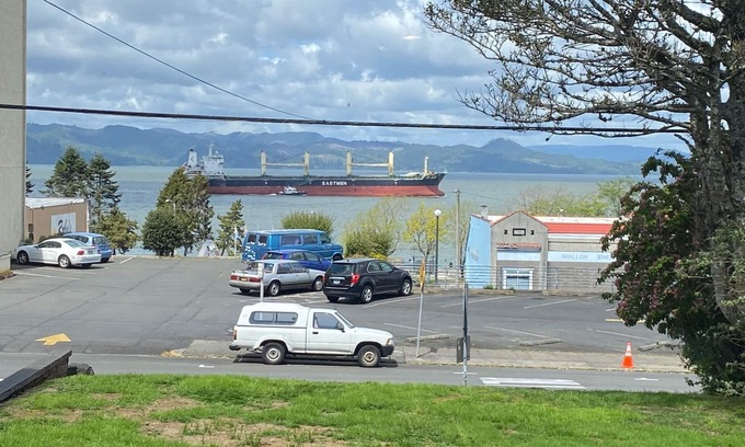 Astoria House | Pet-Friendly Riverview Downtown Cottage: Guest Rated 9.8/10