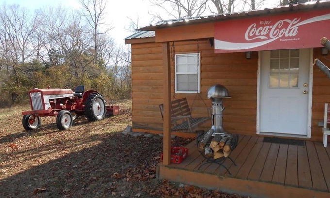 Sparta House | Pet-Friendly Coke Cabin Near Cane Creek - Rated 9/10!