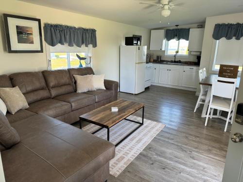 Bliss Corner House | Cozy Family Beach House with Oceanfront Views
