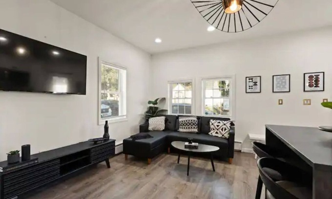 Lynn House | Charming Home Near Boston & Salem with Private Yard