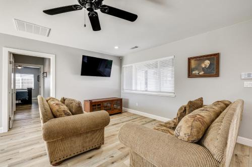 Hughson House | Charming Hughson Vacation Rental Near Downtown Attractions