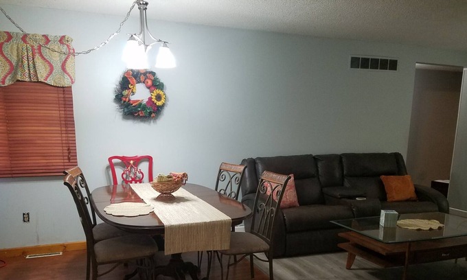 Koontz Lake House | Quaint lake house, minutes walk to beach and brew pub. Sleeps 8.