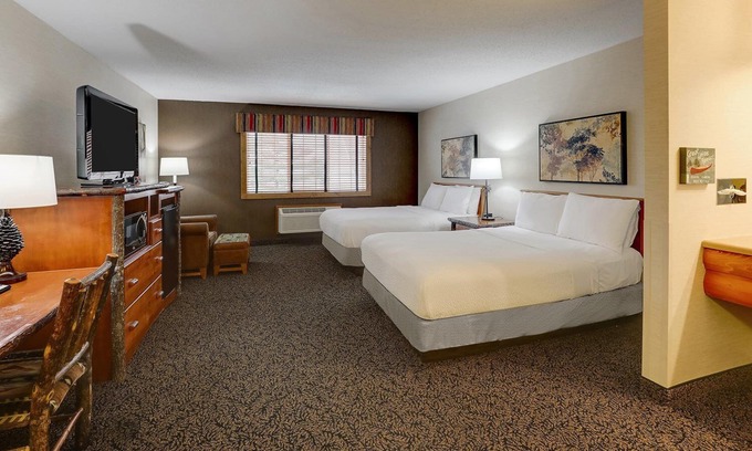 Quincy Hotel | Charming Riverside Retreat with Indoor-Outdoor Pool Access
