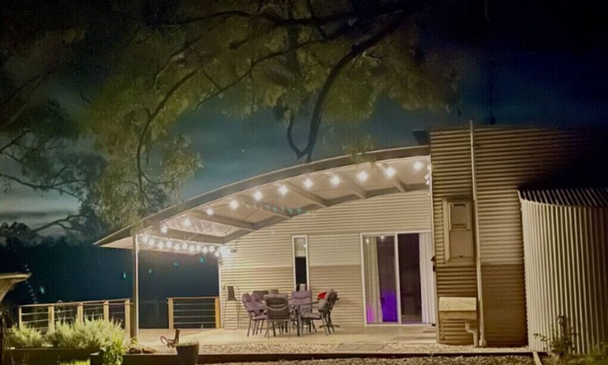 Milbrodale Cottage | Unique Shedhouse at Milbrodale Farm With Spa & Hot Tub