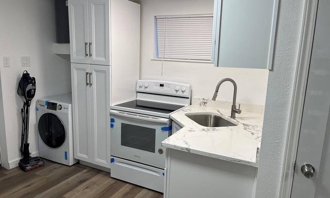 Olympic Hills Apartment | Quaint studio with WiFi in amazing Seattle