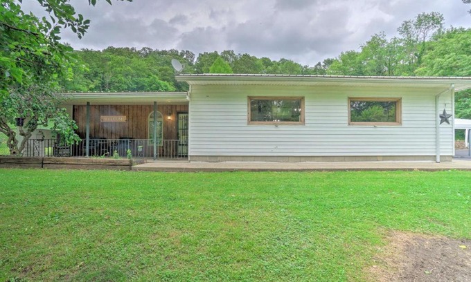 Zanesville House | Cozy Zanesville Home with Game Room and Yard, Pet Friendly!