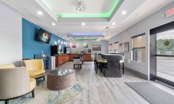 Adairsville Hotel | Budget-Friendly Stay at Quality Inn Adairsville - Rated 8/10