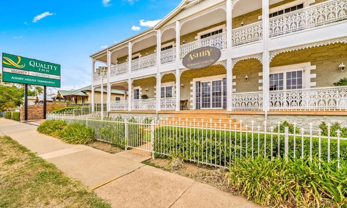 West Tamworth Hotel | Discover Quality Inn Ashby House in Tamworth - 4-Star Comfort