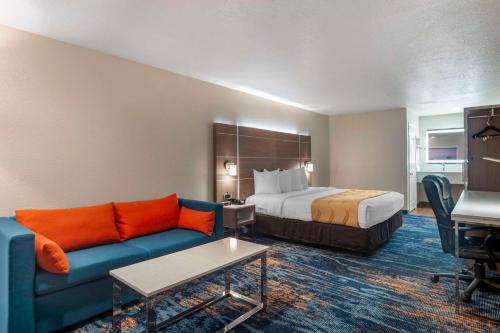 Blythe Hotel | Pet-Friendly Comfort at Quality Inn Blythe I-10 with Pool