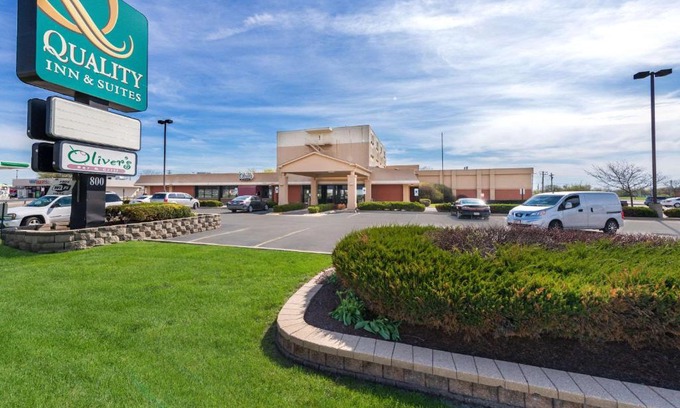 Bradley Hotel | Inviting Quality Inn Bradley - Bourbonnais with Breakfast & More