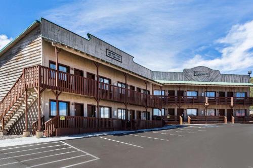 Panguitch Hotel | Pet-Friendly Quality Inn Near Bryce Canyon National Park