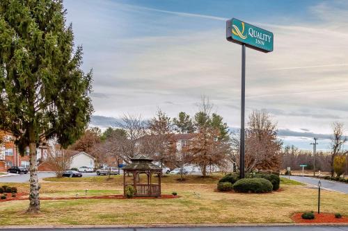 Culpeper Hotel | Budget-Friendly Quality Inn with Pet and Child Amenities