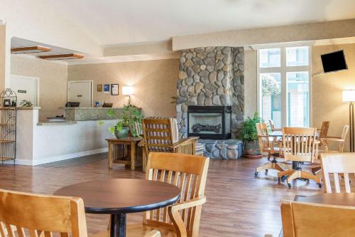 Half Moon Bay Hotel | Pet-Friendly Quality Inn Half Moon Bay-Miramar Beach Retreat