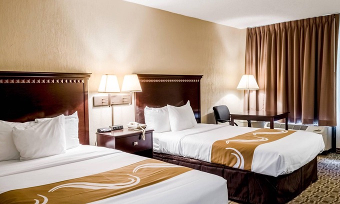 Kreole Hotel | Relaxing Quality Inn Moss Point - Pascagoula with Pool & Spa