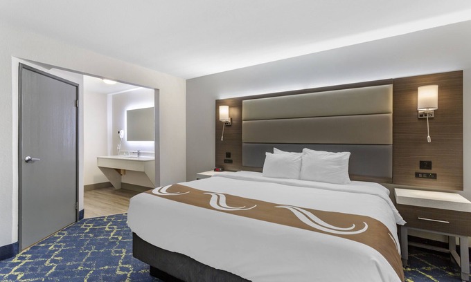 Murfreesboro Hotel | Discover Quality Inn Murfreesboro: Pool & Family-Friendly Stays