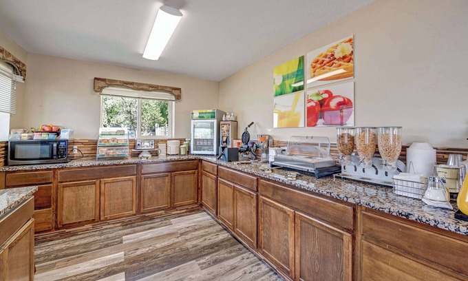 Cortez Hotel | Comfortable Quality Inn near Mesa Verde with Family Amenities