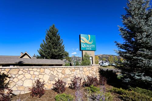 Estes Park Hotel | Inviting Quality Inn near Rocky Mountain National Park