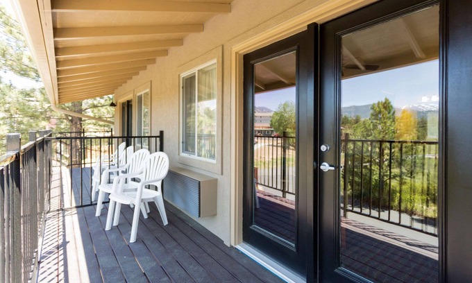 Estes Park Hotel | Relaxing Retreat at Quality Inn near Rocky Mountain Park
