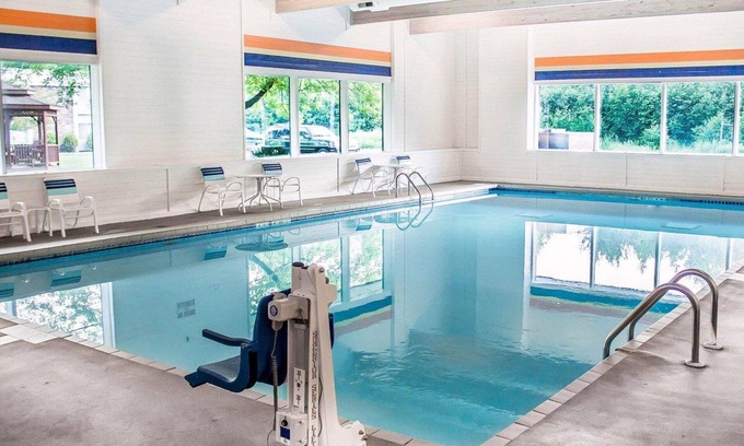 Rhinelander Hotel | Comfortable Stay at Quality Inn Rhinelander with Pool & Spa