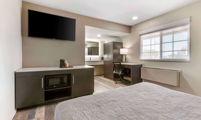 Show Low Hotel | Convenient Quality Inn Show Low: Family-Friendly Amenities